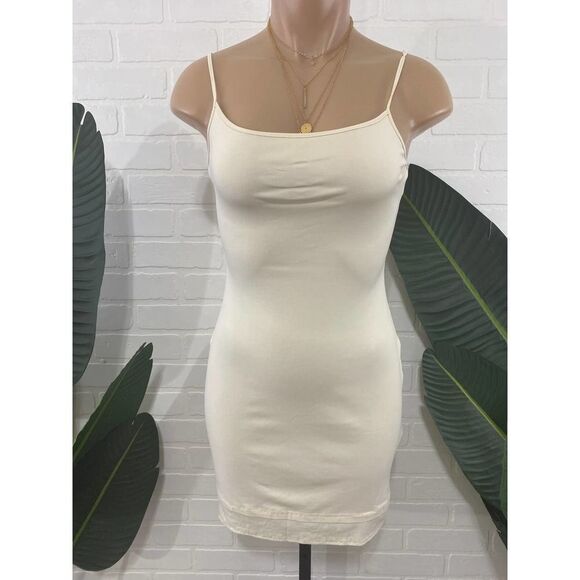 Express embroidered lace mini dress - Picture 7 of 8